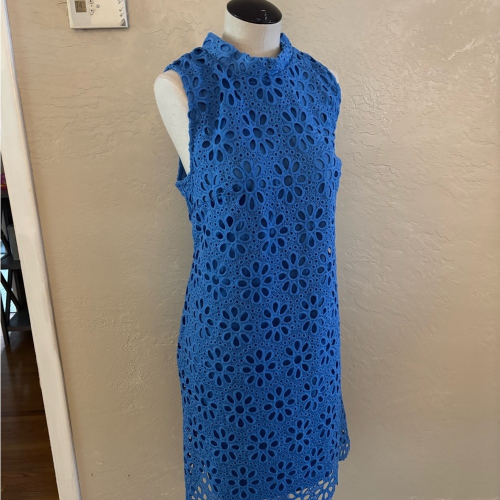 Blue Eyelet Floral Shift Dress Signature by Bobbie Bee Sz 14 NWT - Picture 3 of 10
